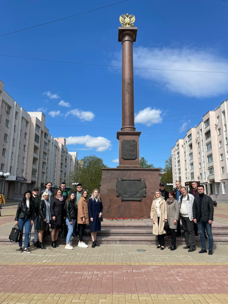Ловчикова 2 День Победы.jpg